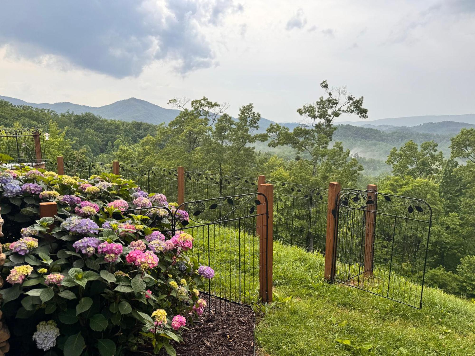 Smoky Best - Glowing Twilight Pigeon Forge Exterior foto